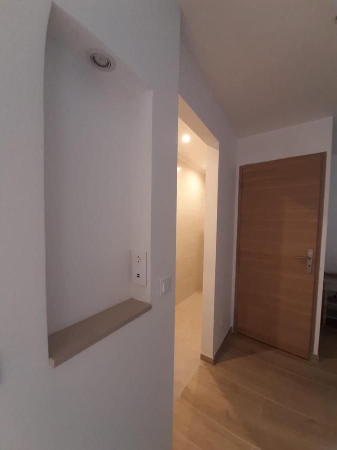 Chambre D'Hotes Mas Pekin Mas-Thibert Bagian luar foto